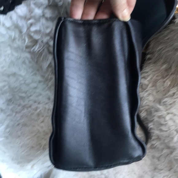 Cynthia Rowley Black Leather Bag - Picture 4 of 16